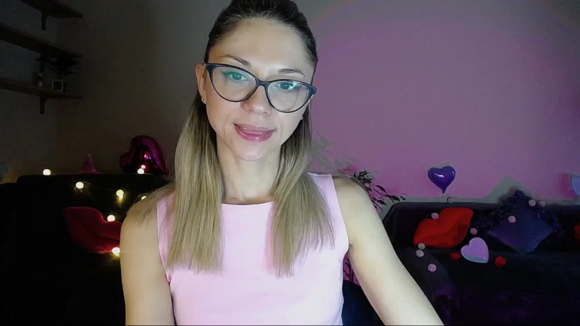 Gallery image thumbnail from Sunshine_alis's myfreecams stream on, 06/08/2025, 18:26 image 5 of 20