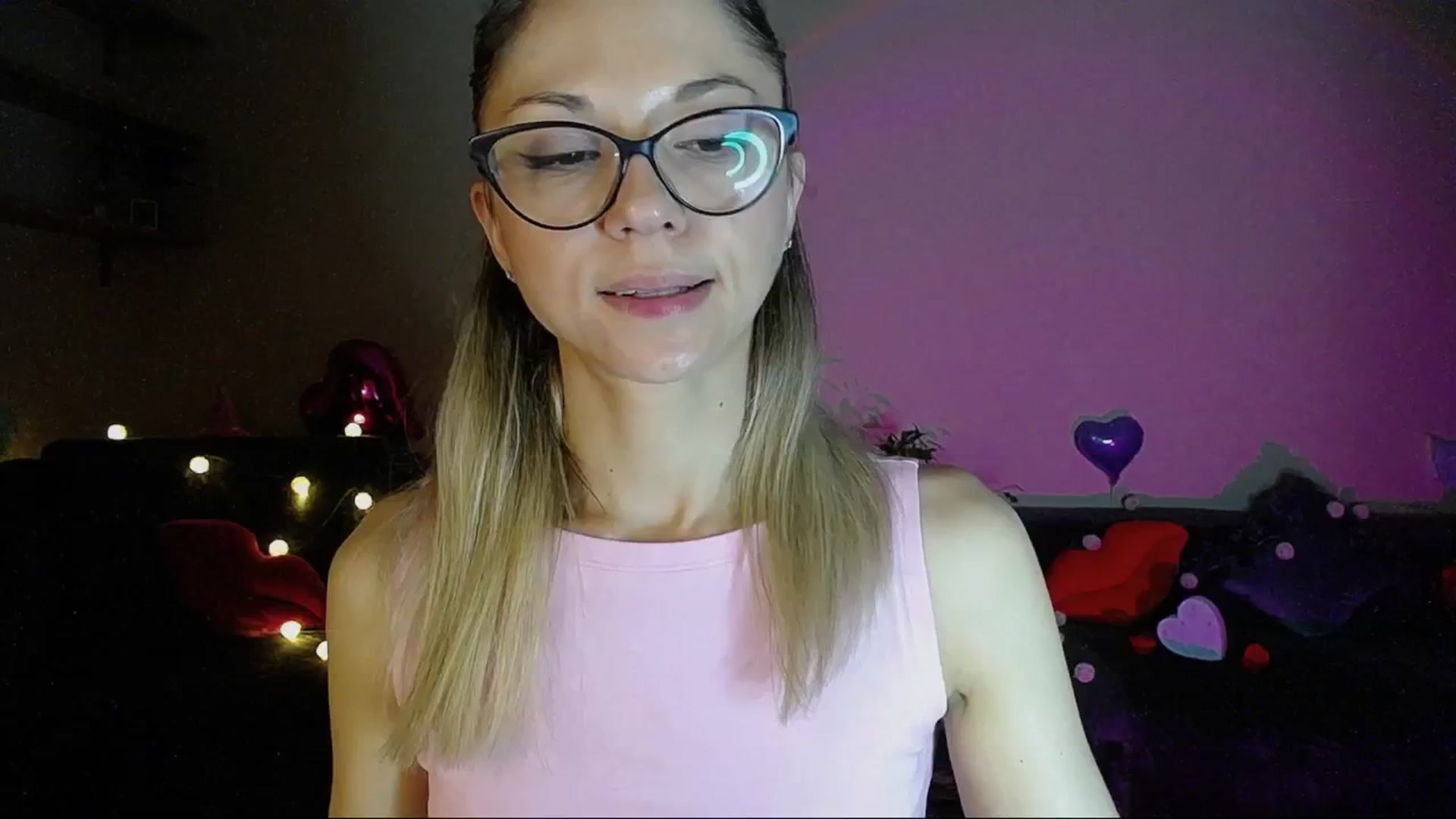 Gallery image thumbnail from Sunshine_alis's myfreecams stream on, 06/08/2025, 19:37 image 7 of 20