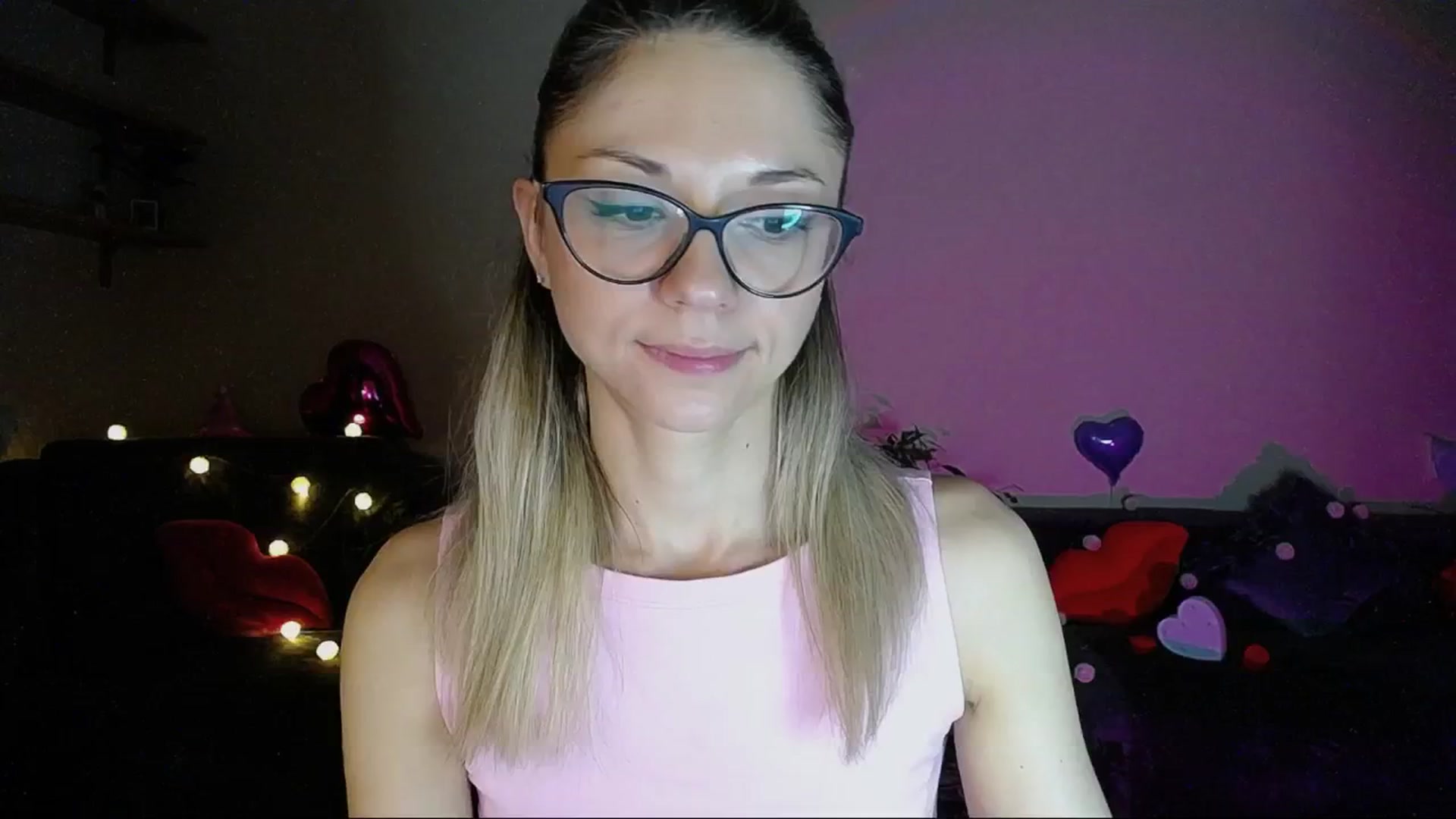 Gallery image thumbnail from Sunshine_alis's myfreecams stream on, 06/08/2025, 19:37 image 1 of 20