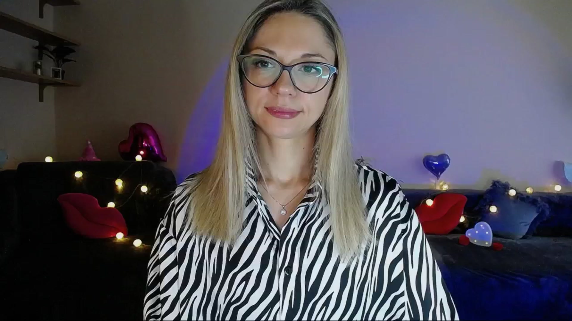 Gallery image thumbnail from Sunshine_alis's myfreecams stream on, 06/11/2025, 14:21 image 13 of 20