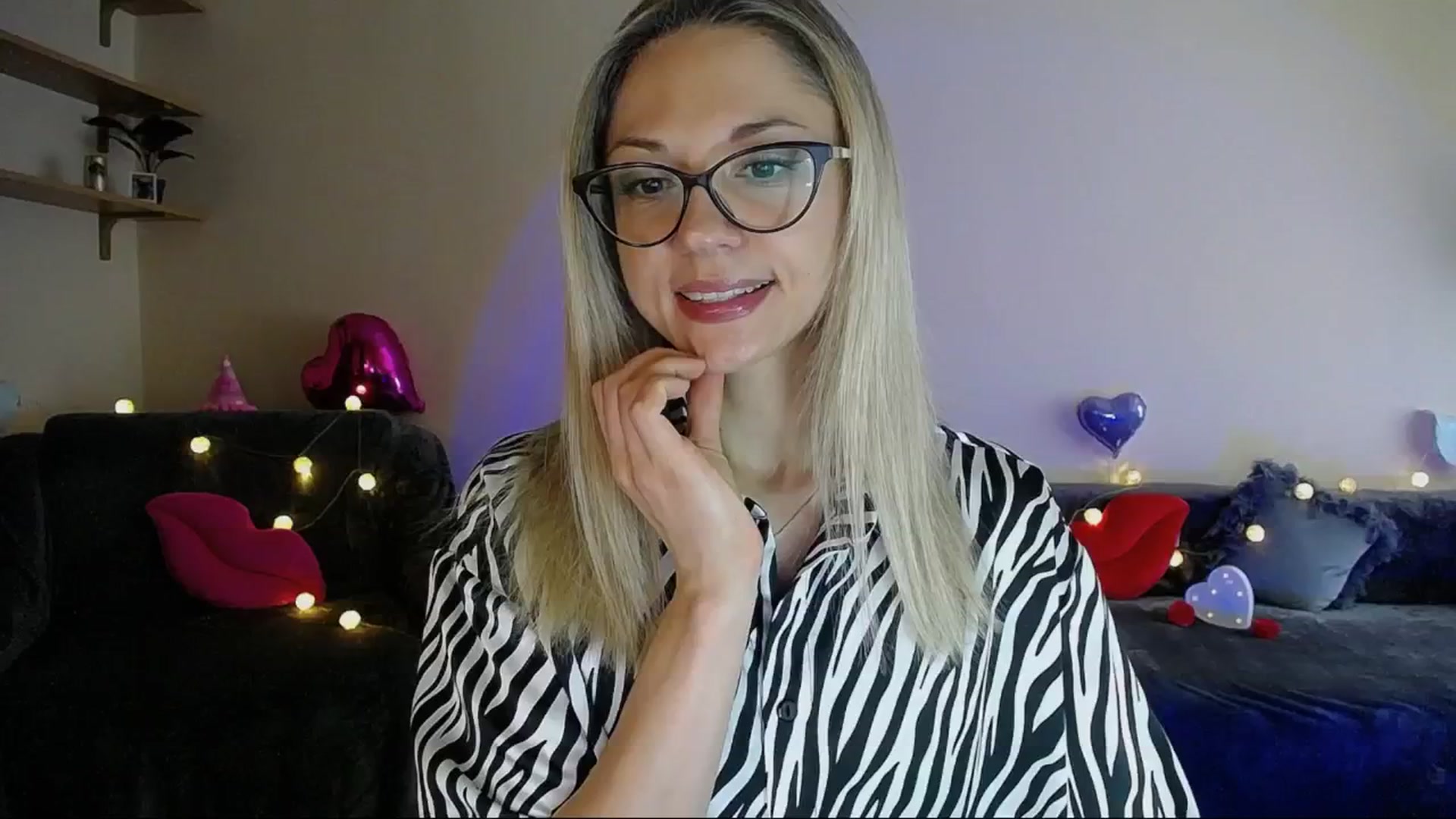 Gallery image thumbnail from Sunshine_alis's myfreecams stream on, 06/11/2025, 14:21 image 7 of 20