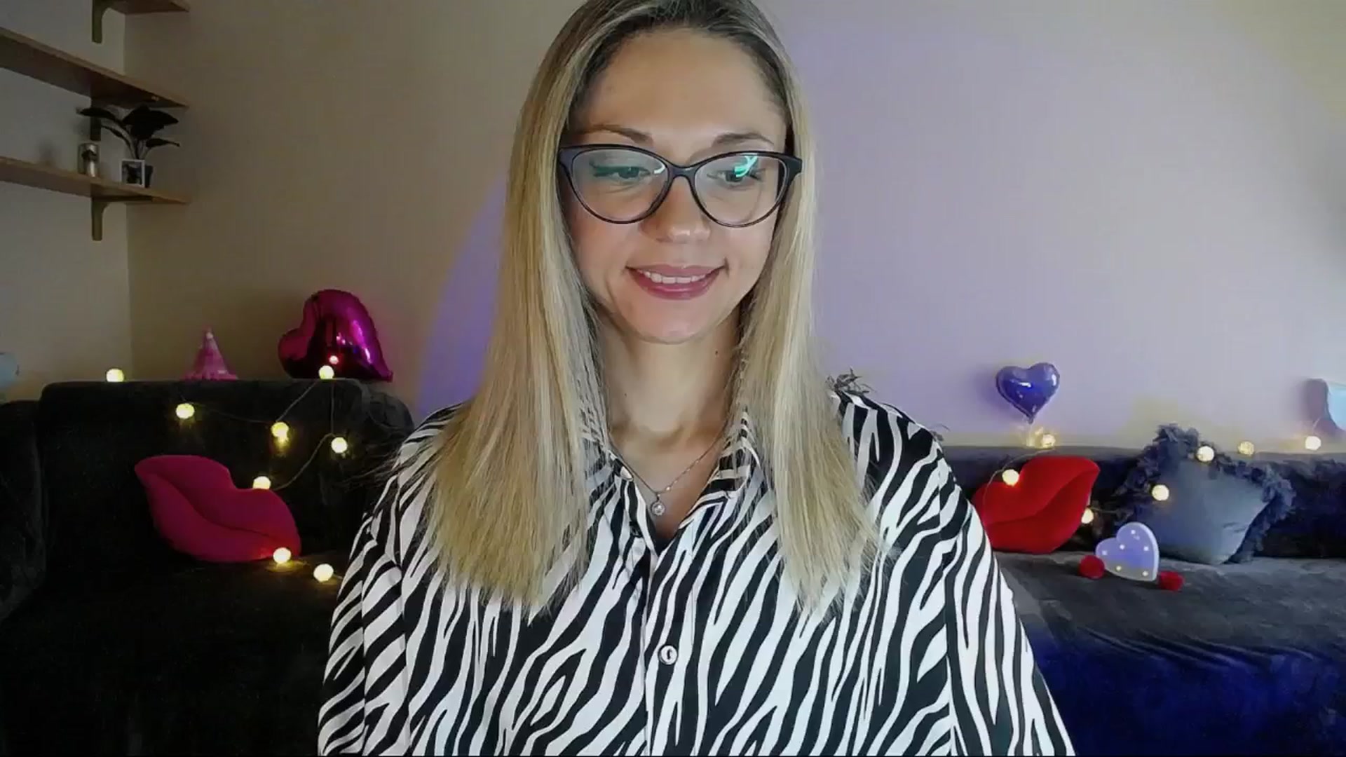 Gallery image thumbnail from Sunshine_alis's myfreecams stream on, 06/11/2025, 14:21 image 6 of 20