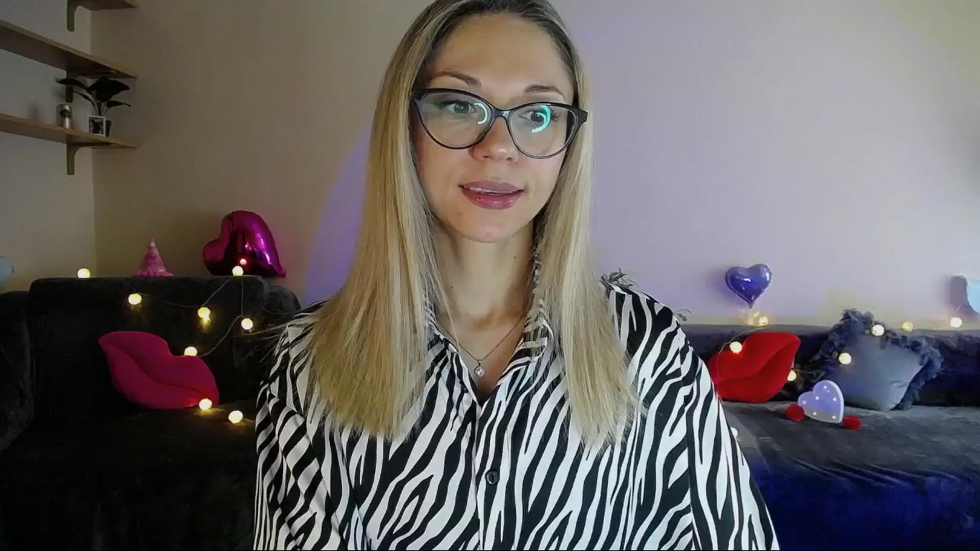 Gallery image thumbnail from Sunshine_alis's myfreecams stream on, 06/11/2025, 14:21 image 5 of 20