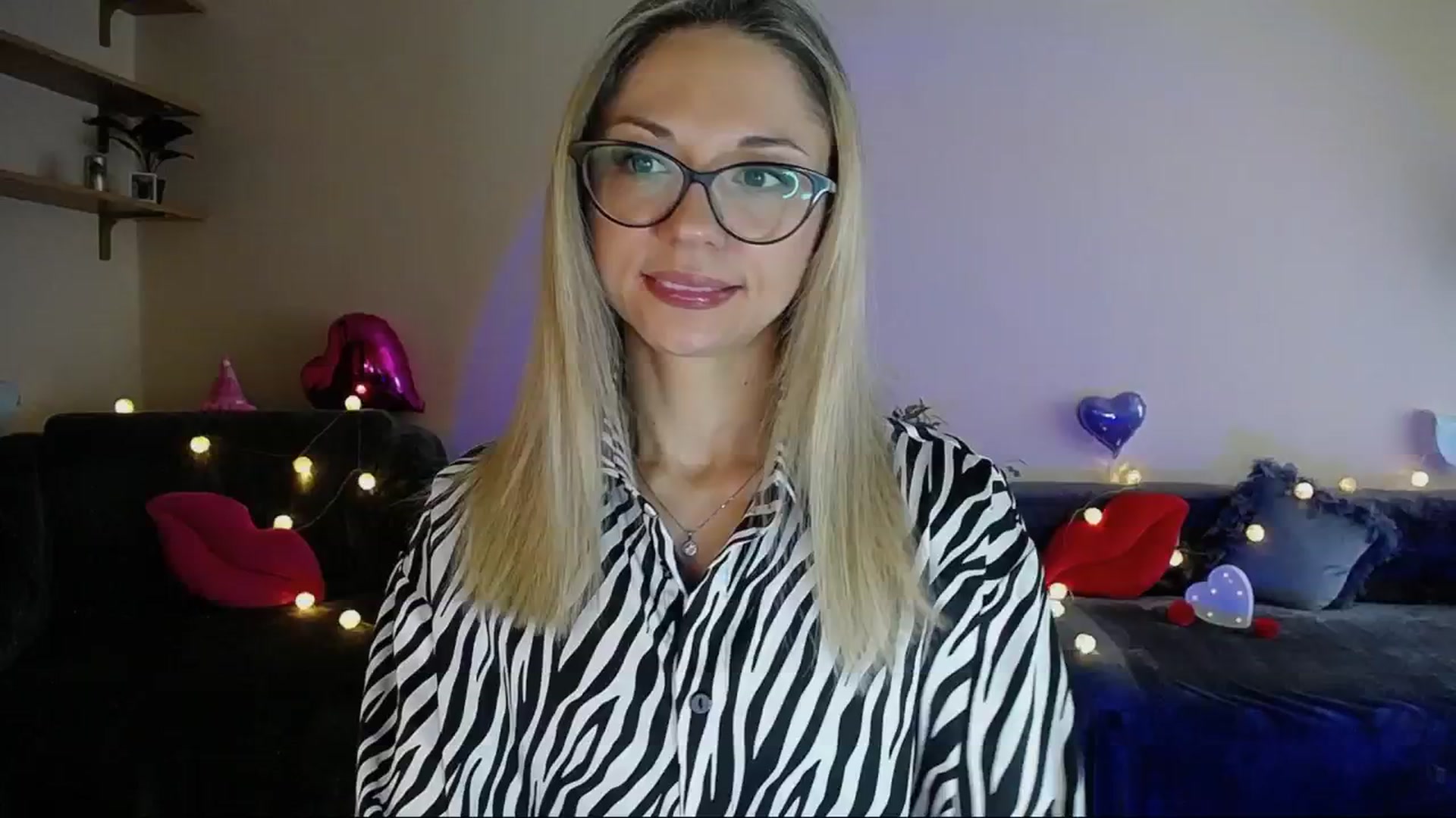 Gallery image thumbnail from Sunshine_alis's myfreecams stream on, 06/11/2025, 14:21 image 8 of 20