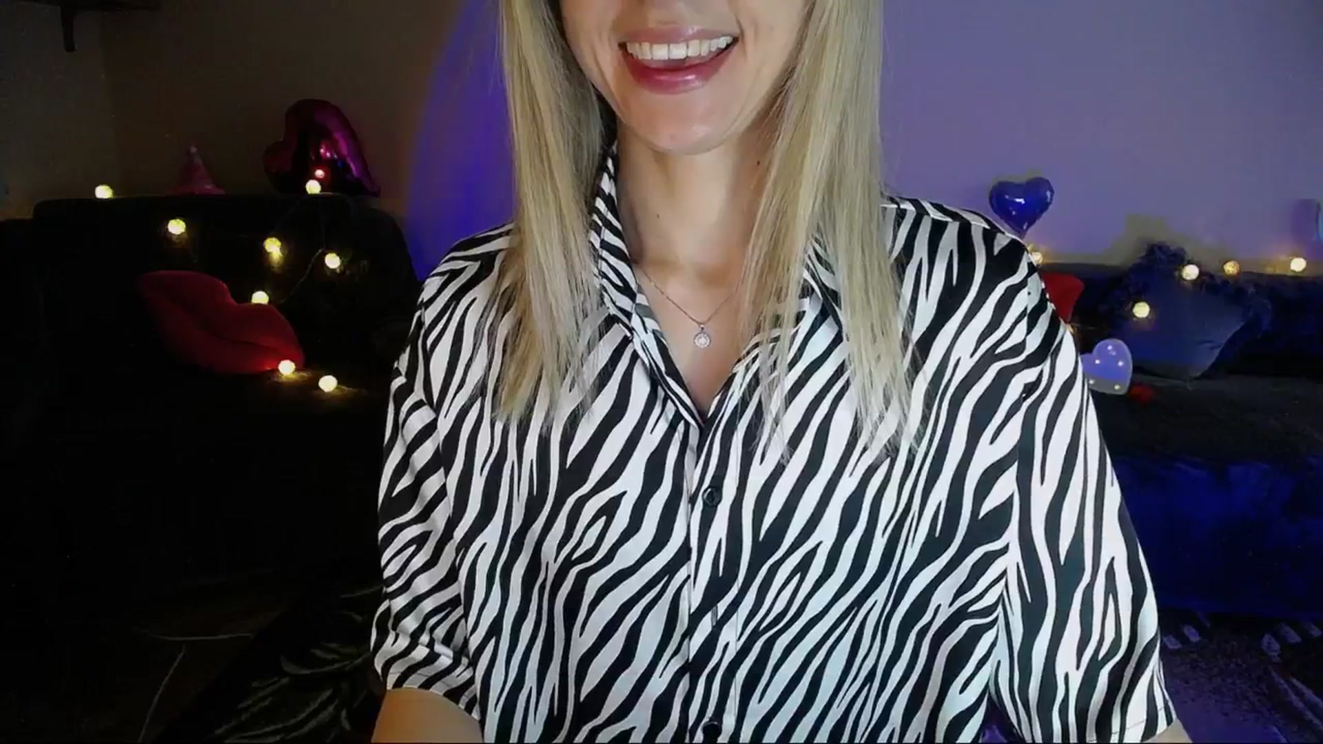 Gallery image thumbnail from Sunshine_alis's myfreecams stream on, 06/11/2025, 15:13 image 6 of 20