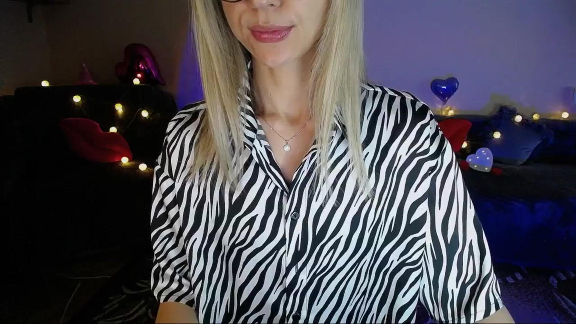 Gallery image thumbnail from Sunshine_alis's myfreecams stream on, 06/11/2025, 15:13 image 10 of 20