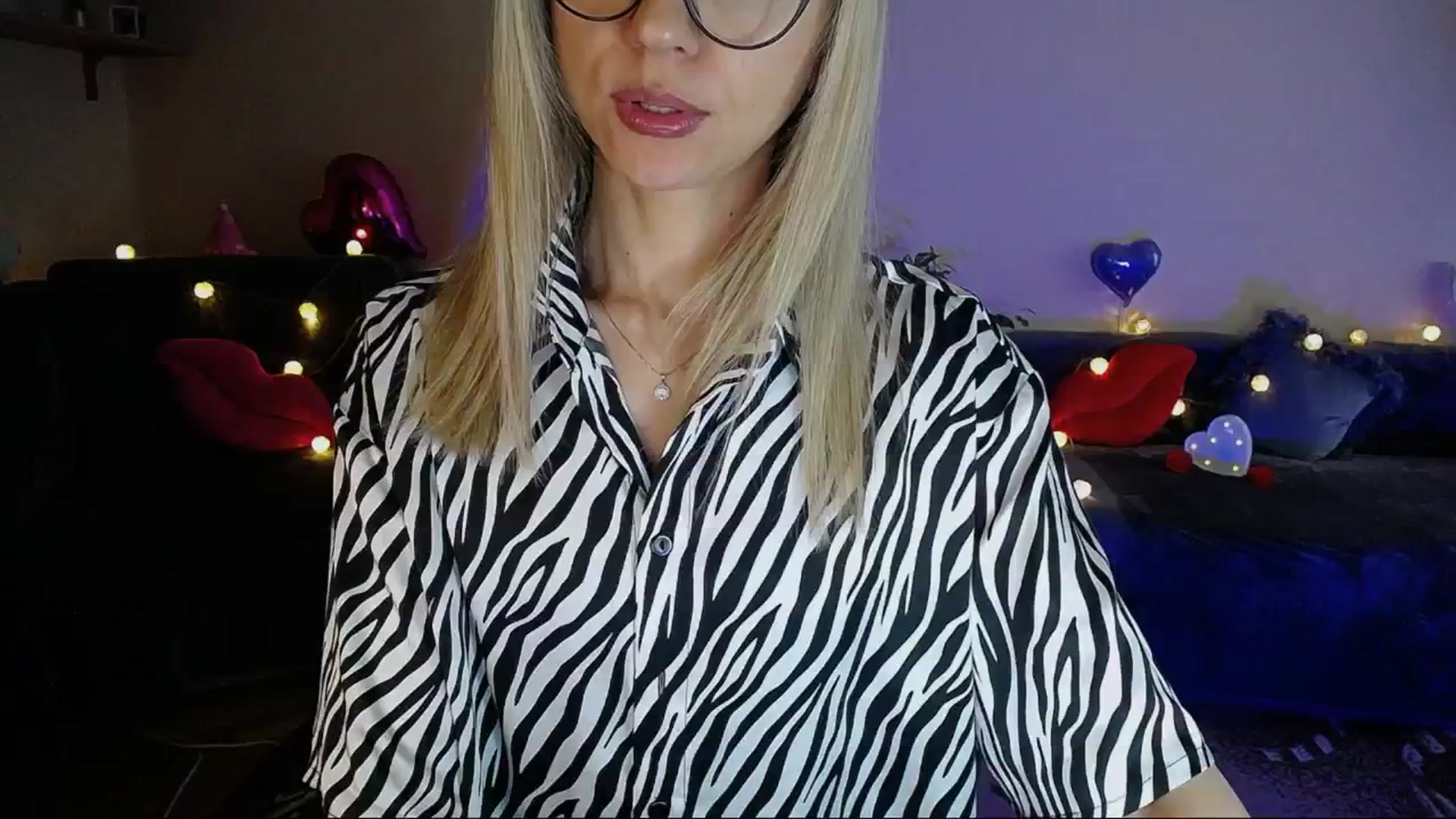 Gallery image thumbnail from Sunshine_alis's myfreecams stream on, 06/11/2025, 16:54 image 4 of 20