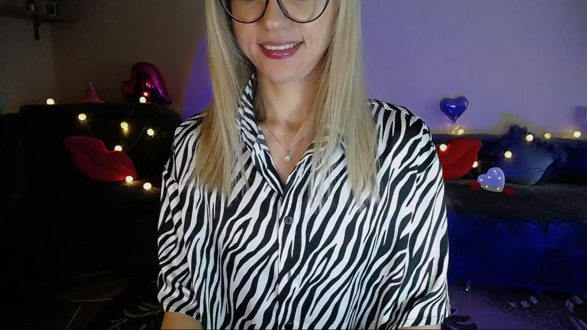 Gallery image thumbnail from Sunshine_alis's myfreecams stream on, 06/11/2025, 16:54 image 6 of 20