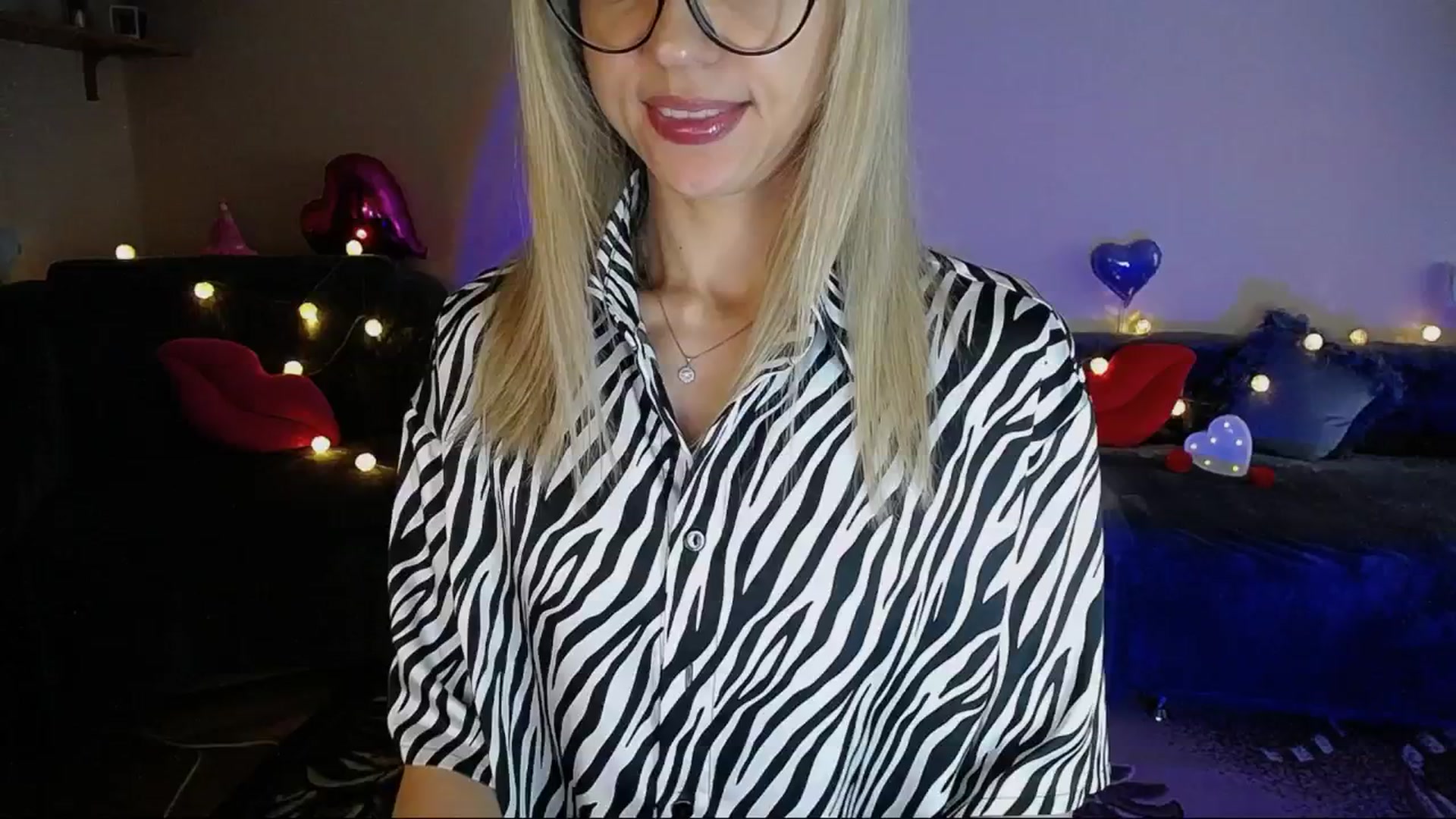 Gallery image thumbnail from Sunshine_alis's myfreecams stream on, 06/11/2025, 16:54 image 9 of 20