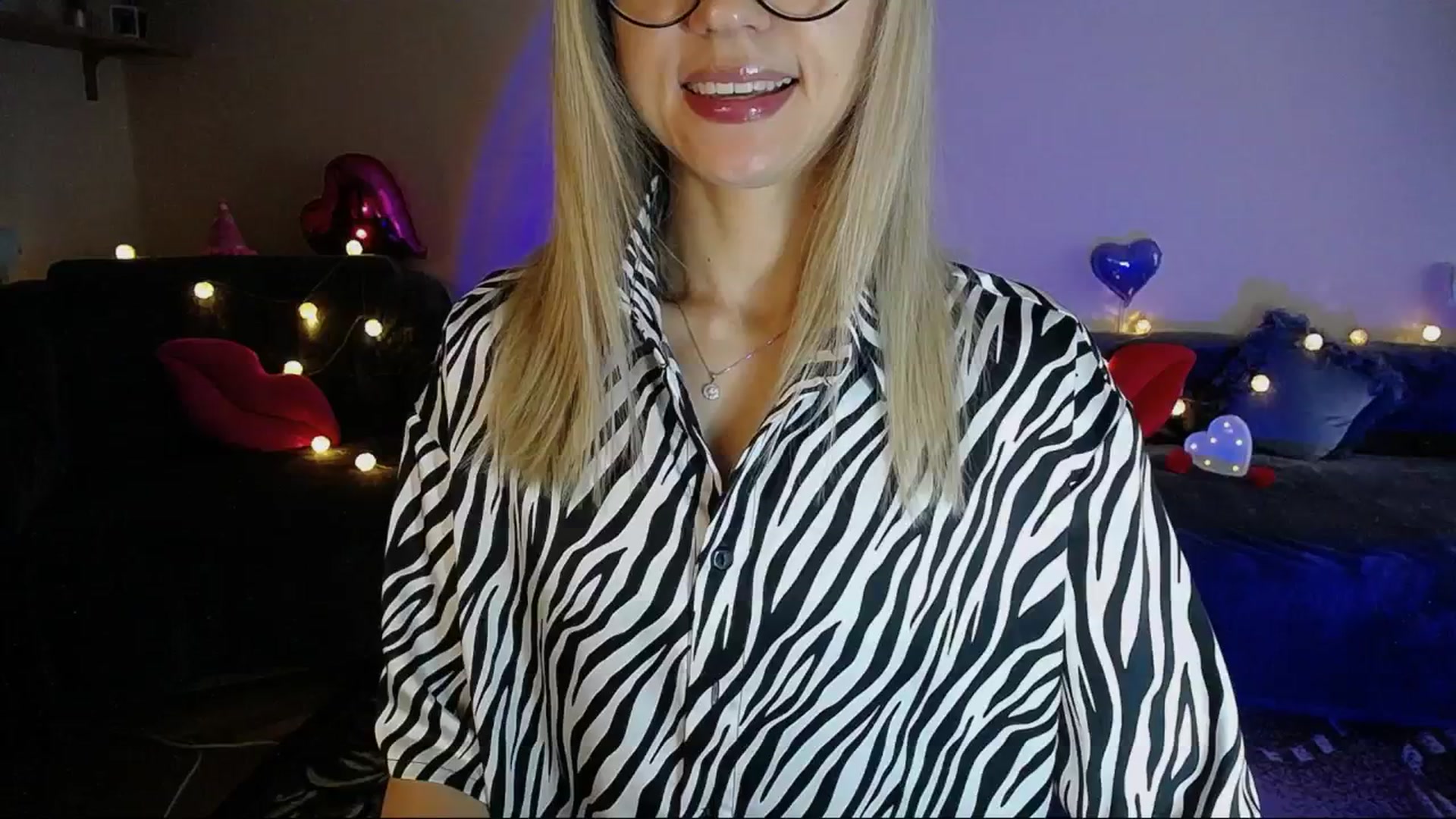 Gallery image thumbnail from Sunshine_alis's myfreecams stream on, 06/11/2025, 16:54 image 11 of 20