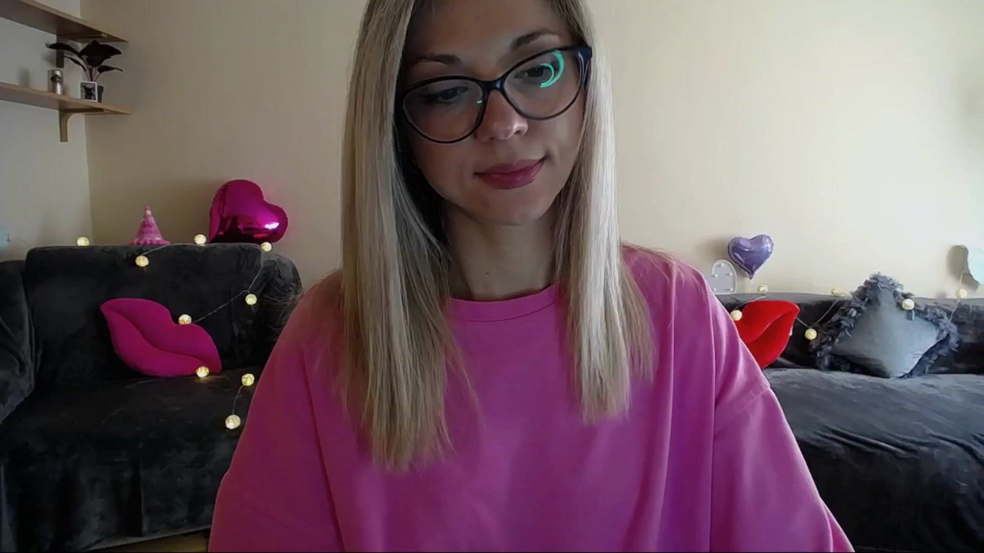 Gallery image thumbnail from Sunshine_alis's myfreecams stream on, 06/12/2025, 14:53 image 14 of 20