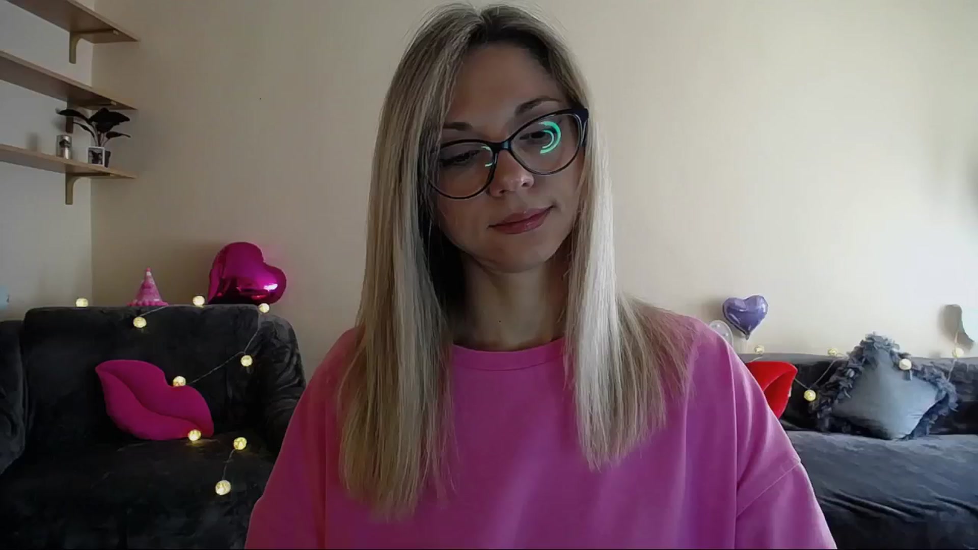 Gallery image thumbnail from Sunshine_alis's myfreecams stream on, 06/12/2025, 14:53 image 4 of 20