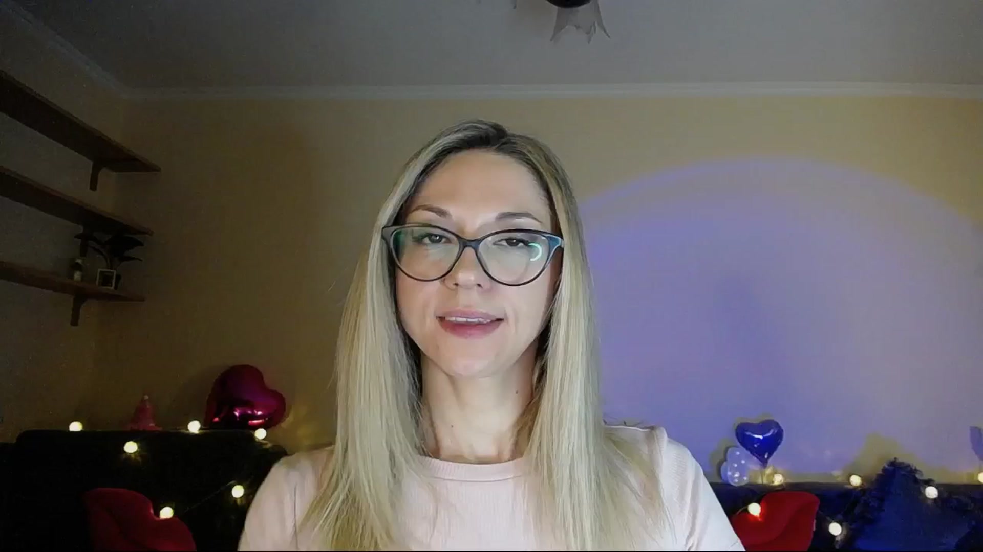 Gallery image thumbnail from Sunshine_alis's myfreecams stream on, 06/13/2025, 19:55 image 11 of 20