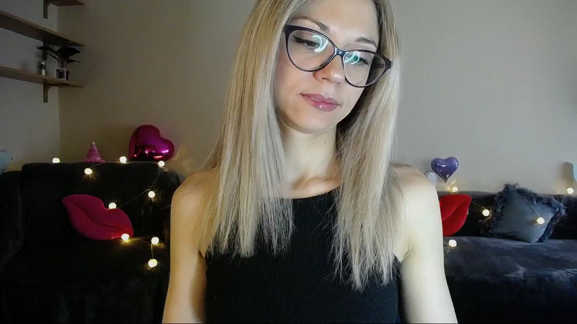Gallery image thumbnail from Sunshine_alis's myfreecams stream on, 06/14/2025, 14:29 image 17 of 20