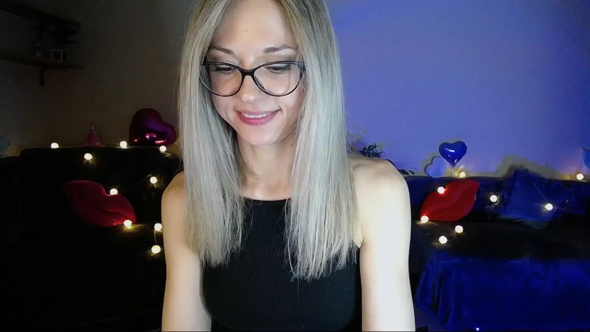 Gallery image thumbnail from Sunshine_alis's myfreecams stream on, 06/14/2025, 19:46 image 17 of 20
