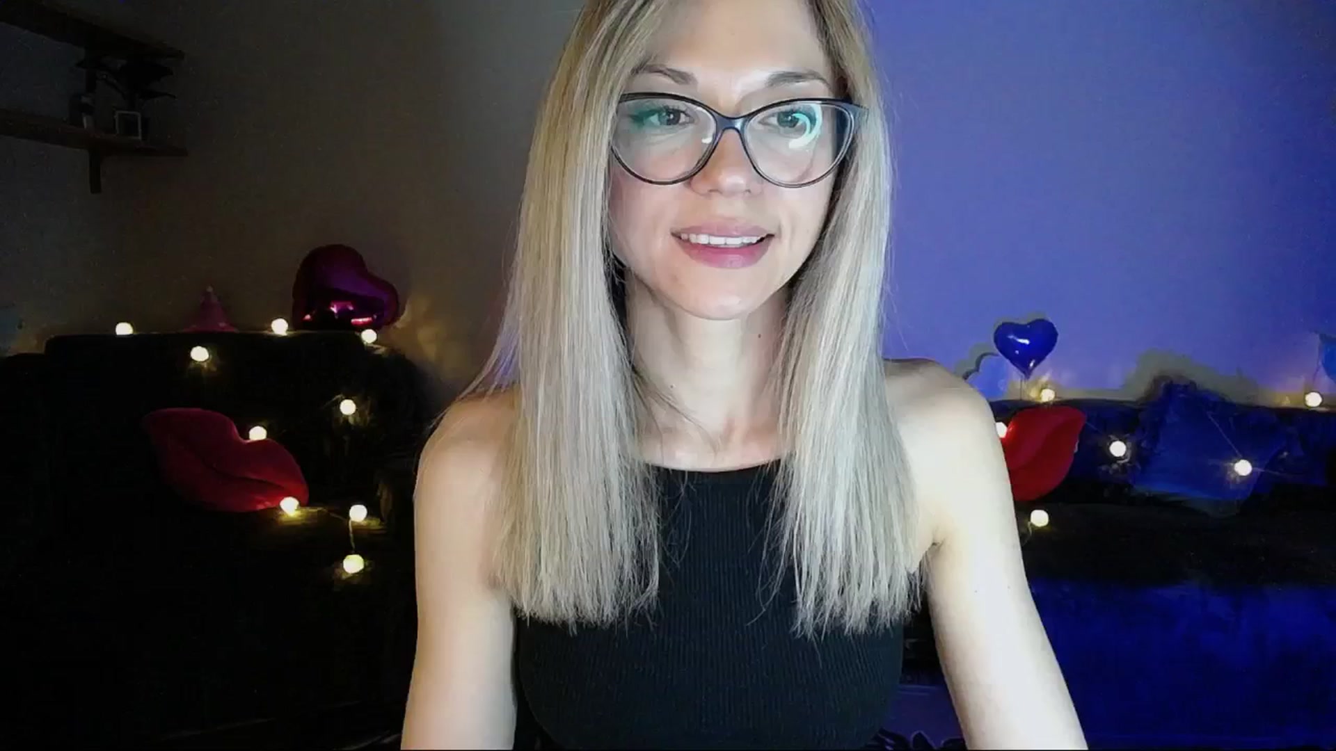 Gallery image thumbnail from Sunshine_alis's myfreecams stream on, 06/14/2025, 19:46 image 14 of 20