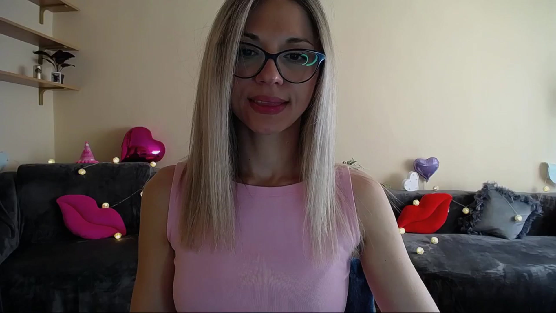Gallery image thumbnail from Sunshine_alis's myfreecams stream on, 06/15/2025, 16:04 image 4 of 20