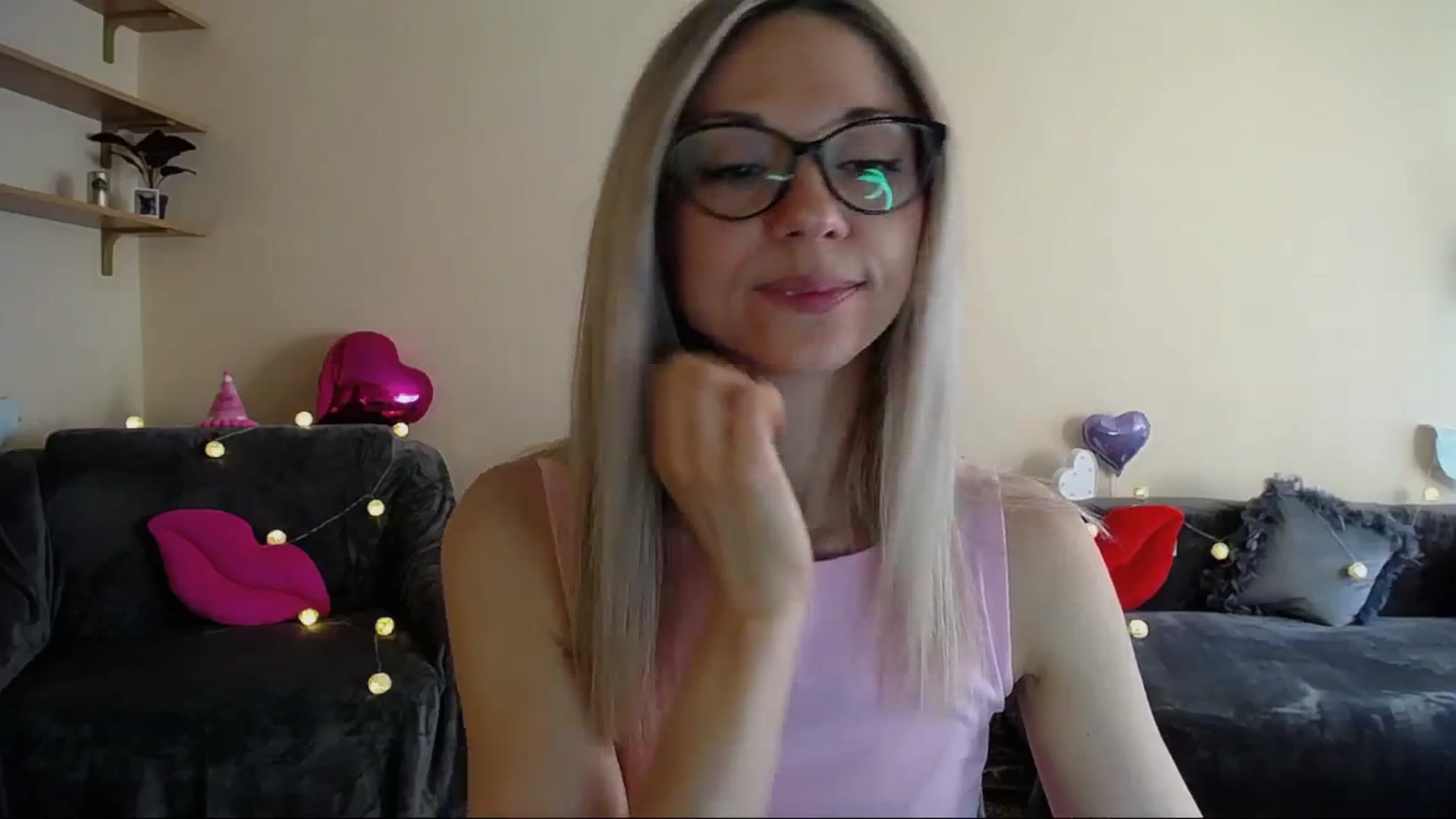 Gallery image thumbnail from Sunshine_alis's myfreecams stream on, 06/15/2025, 16:04 image 8 of 20