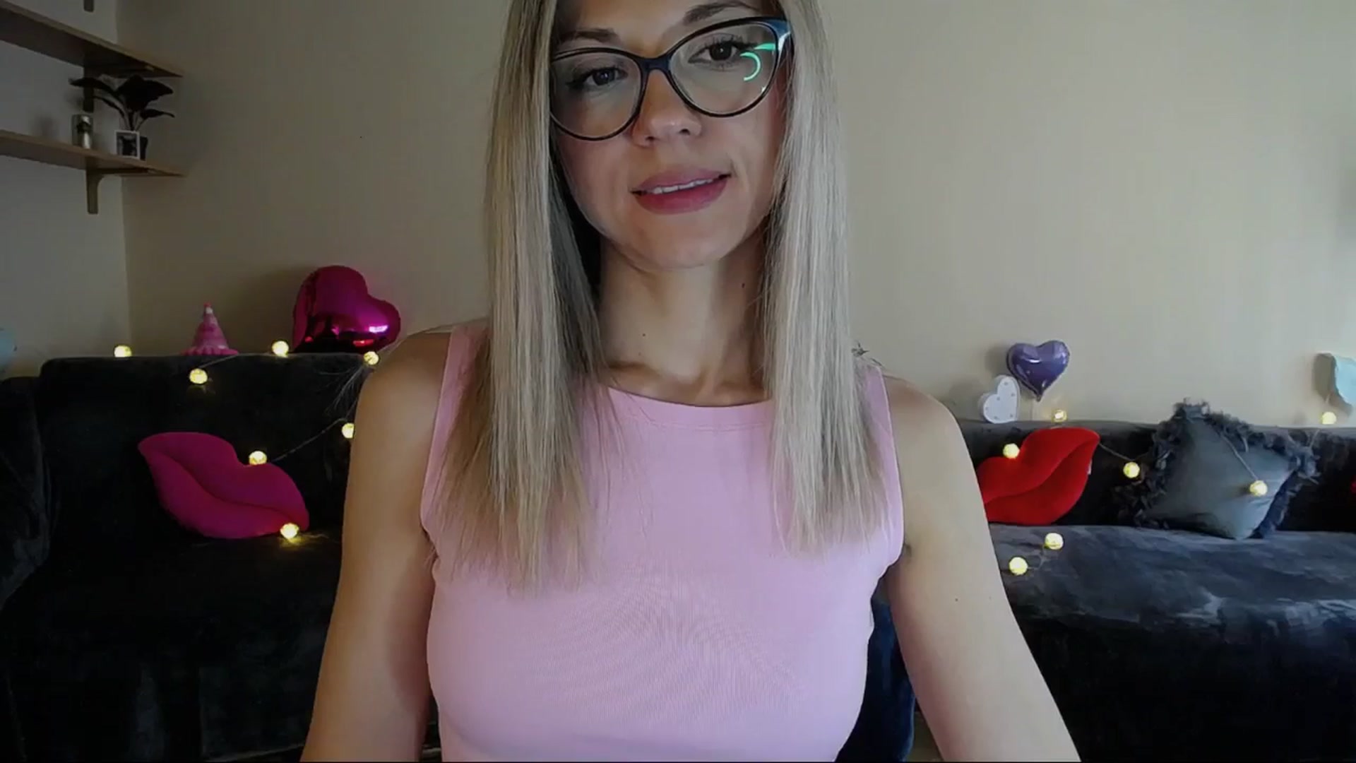 Gallery image thumbnail from Sunshine_alis's myfreecams stream on, 06/15/2025, 16:04 image 18 of 20