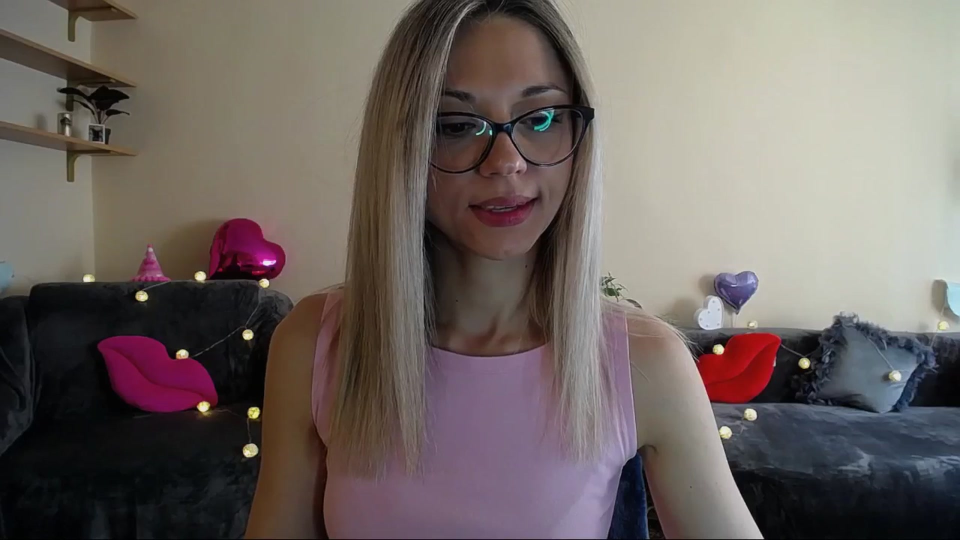 Gallery image thumbnail from Sunshine_alis's myfreecams stream on, 06/15/2025, 16:04 image 7 of 20