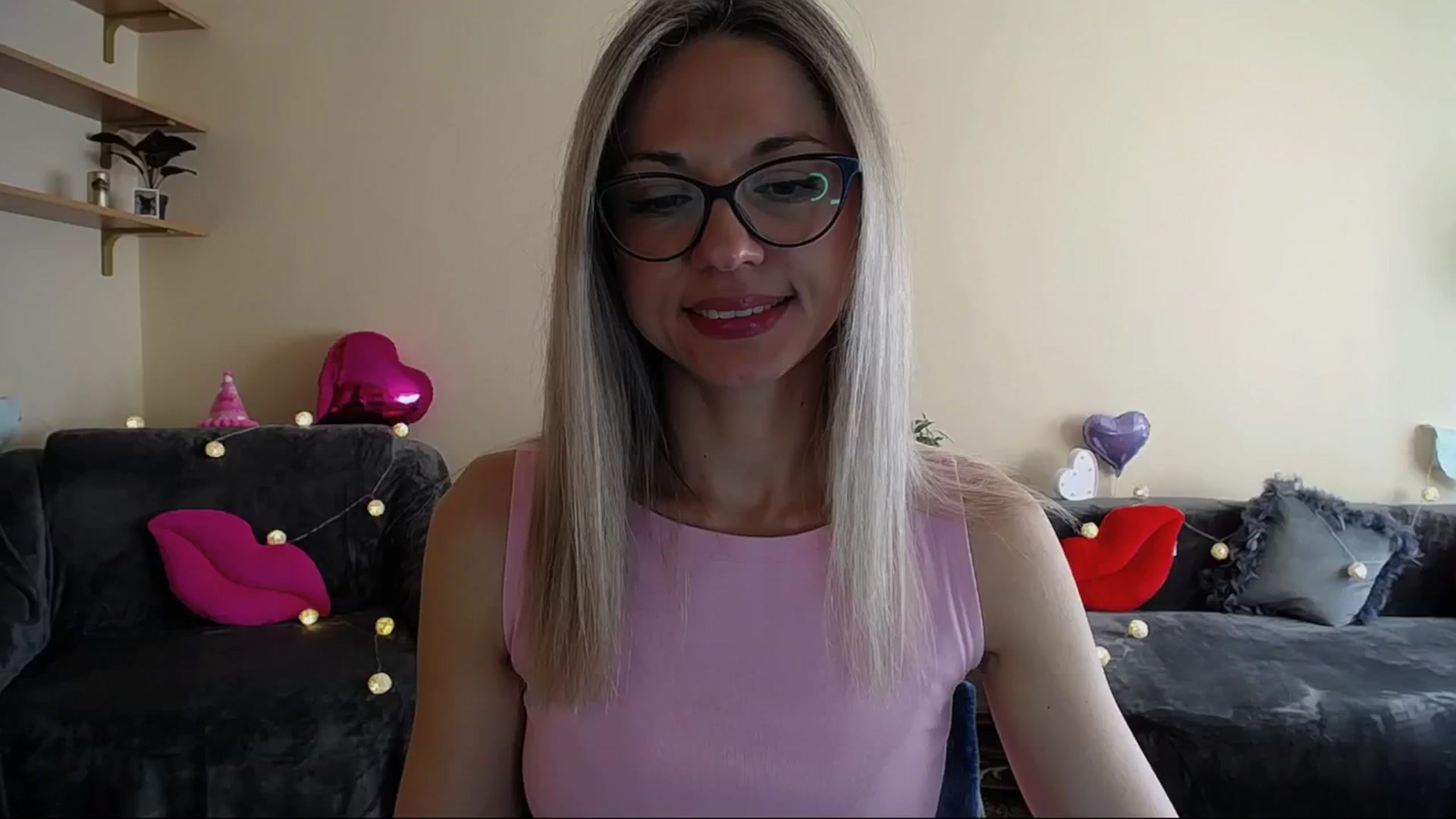 Gallery image thumbnail from Sunshine_alis's myfreecams stream on, 06/15/2025, 16:04 image 1 of 20