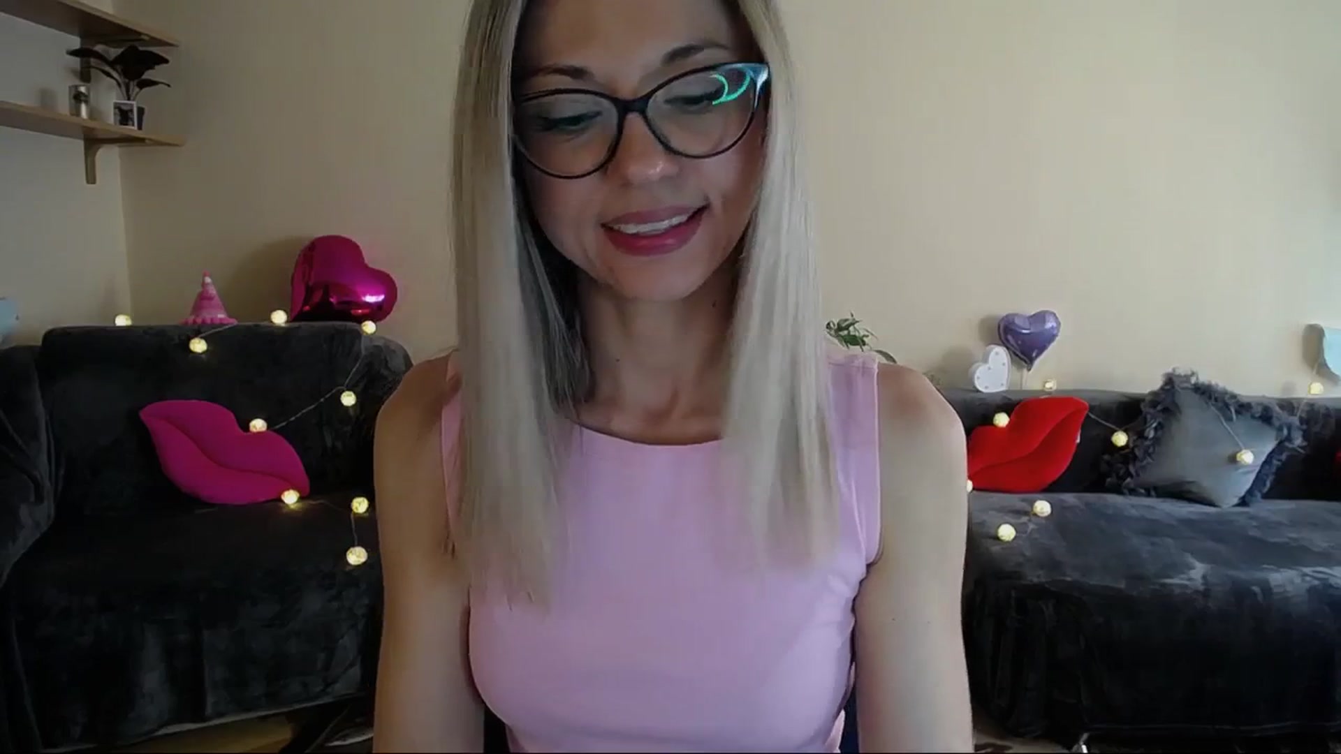 Gallery image thumbnail from Sunshine_alis's myfreecams stream on, 06/15/2025, 16:04 image 9 of 20