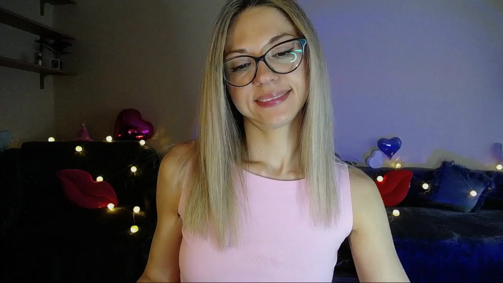 Gallery image thumbnail from Sunshine_alis's myfreecams stream on, 06/15/2025, 17:37 image 16 of 20