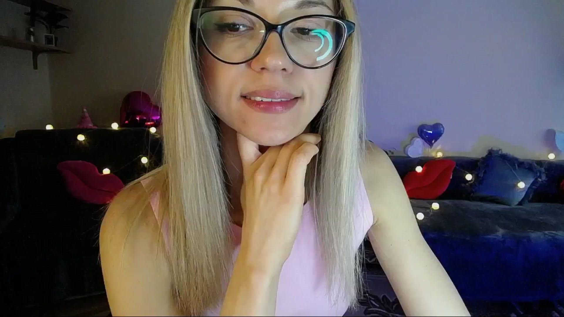 Gallery image thumbnail from Sunshine_alis's myfreecams stream on, 06/15/2025, 17:37 image 10 of 20