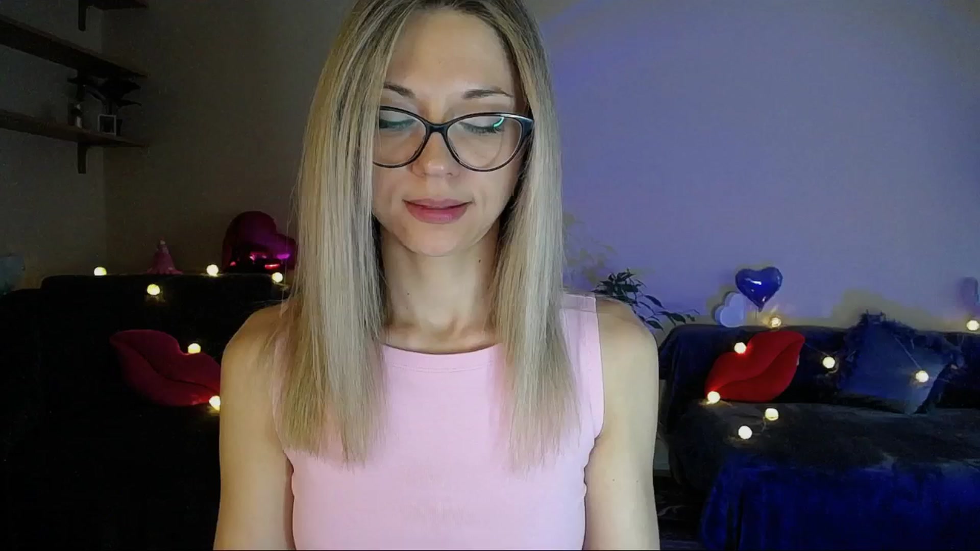 Gallery image thumbnail from Sunshine_alis's myfreecams stream on, 06/15/2025, 17:37 image 18 of 20