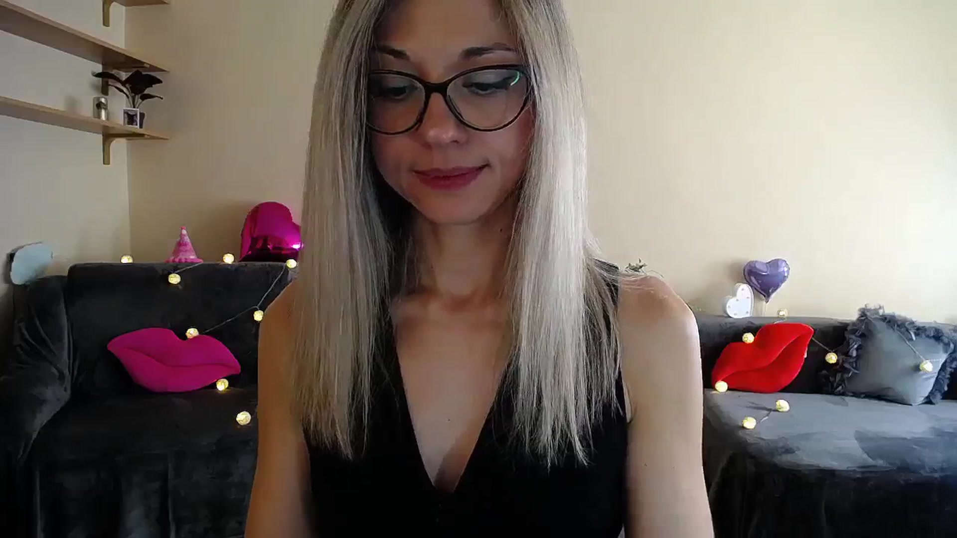 Gallery image thumbnail from Sunshine_alis's myfreecams stream on, 06/17/2025, 14:48 image 18 of 20
