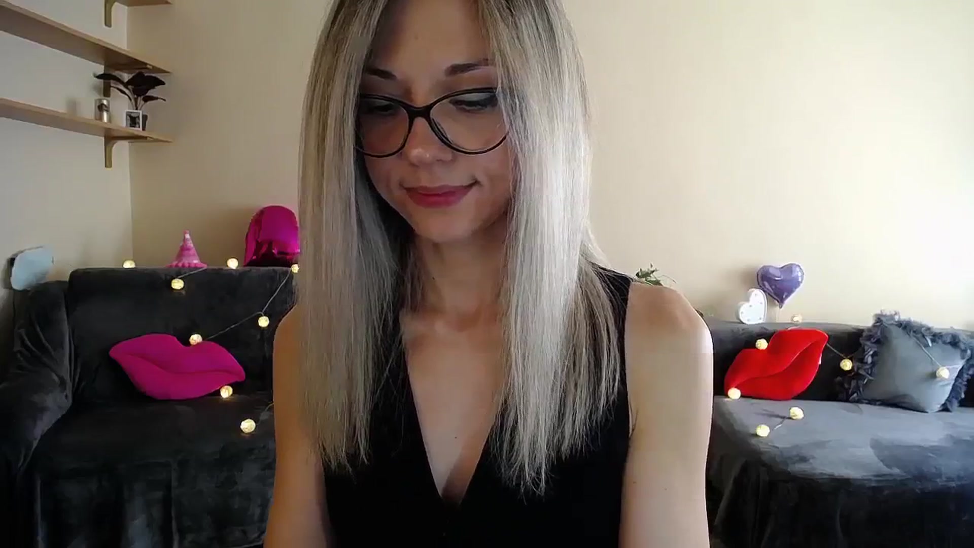 Gallery image thumbnail from Sunshine_alis's myfreecams stream on, 06/17/2025, 14:48 image 19 of 20