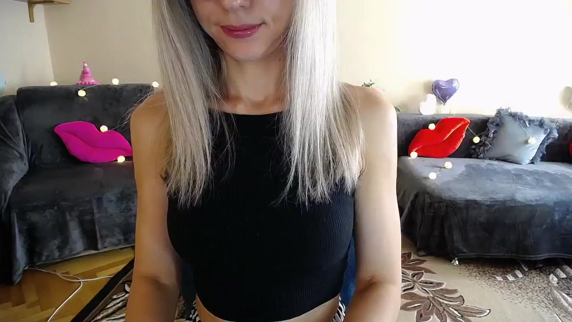 Gallery image thumbnail from Sunshine_alis's myfreecams stream on, 06/18/2025, 14:36 image 18 of 20