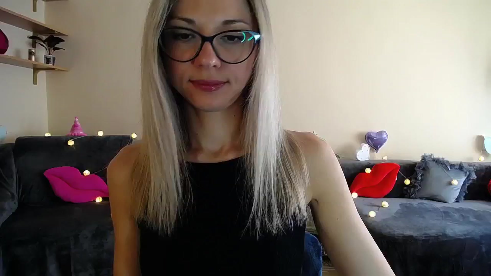 Gallery image thumbnail from Sunshine_alis's myfreecams stream on, 06/18/2025, 14:36 image 3 of 20
