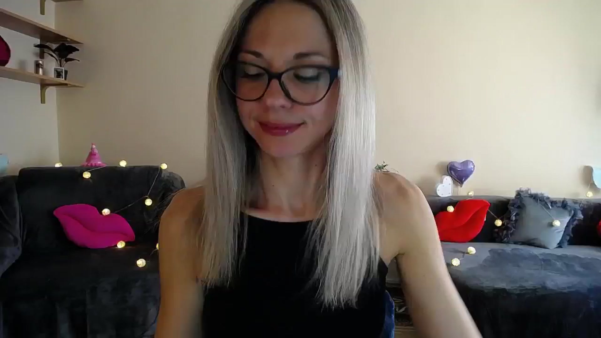 Gallery image thumbnail from Sunshine_alis's myfreecams stream on, 06/18/2025, 14:36 image 12 of 20