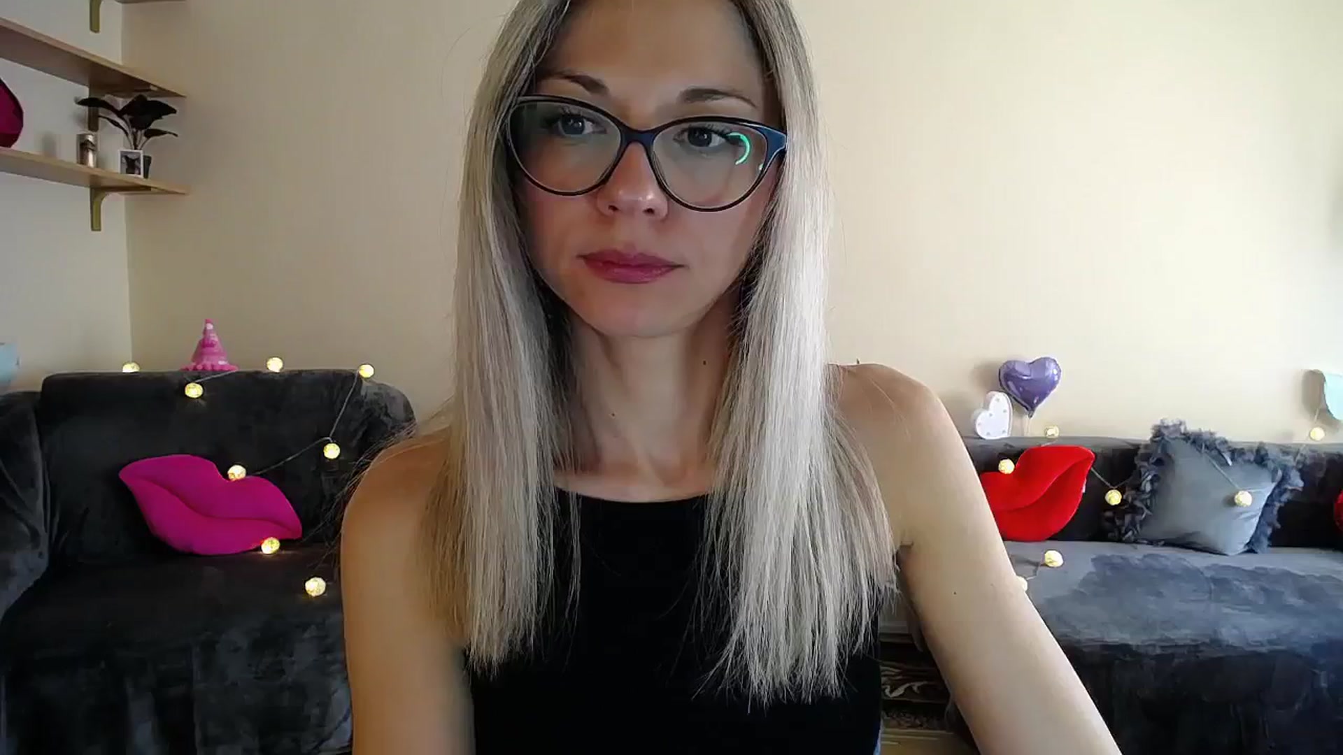 Gallery image thumbnail from Sunshine_alis's myfreecams stream on, 06/18/2025, 14:36 image 7 of 20