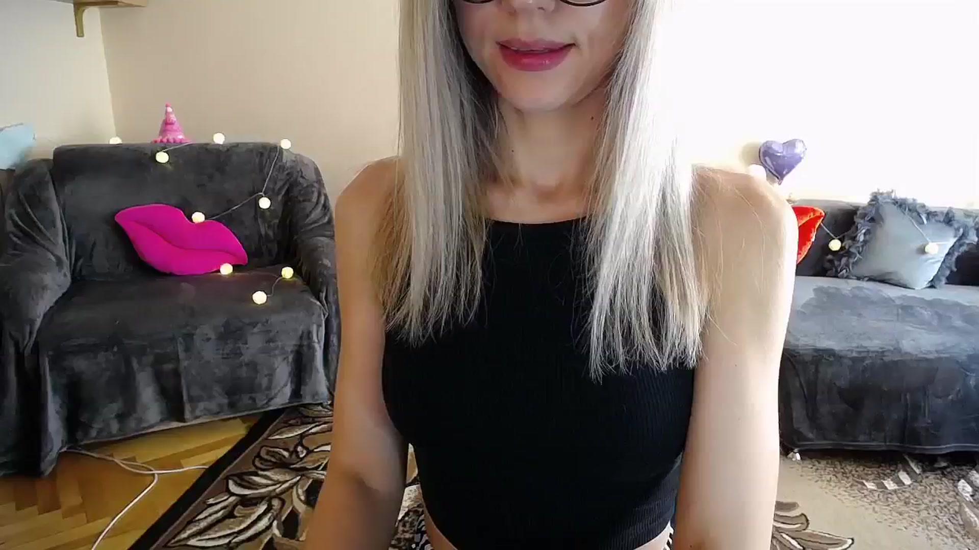 Gallery image thumbnail from Sunshine_alis's myfreecams stream on, 06/18/2025, 15:15 image 5 of 20
