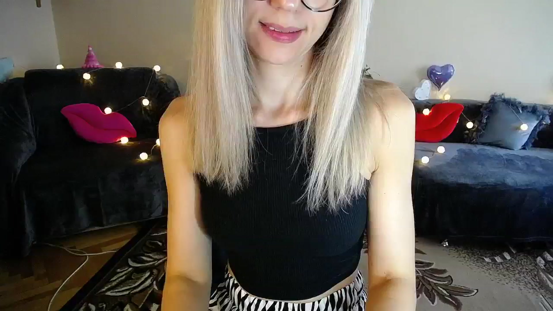 Gallery image thumbnail from Sunshine_alis's myfreecams stream on, 06/18/2025, 16:55 image 15 of 20