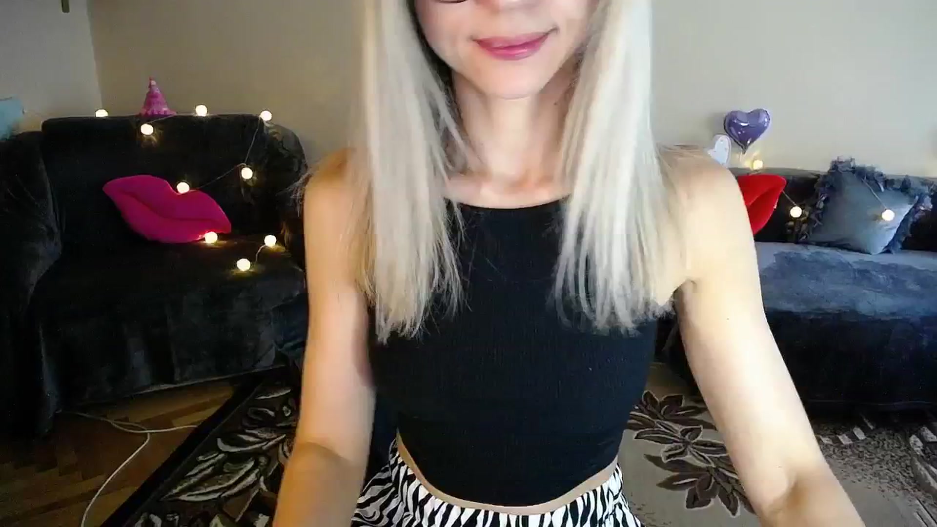 Gallery image thumbnail from Sunshine_alis's myfreecams stream on, 06/18/2025, 16:55 image 13 of 20