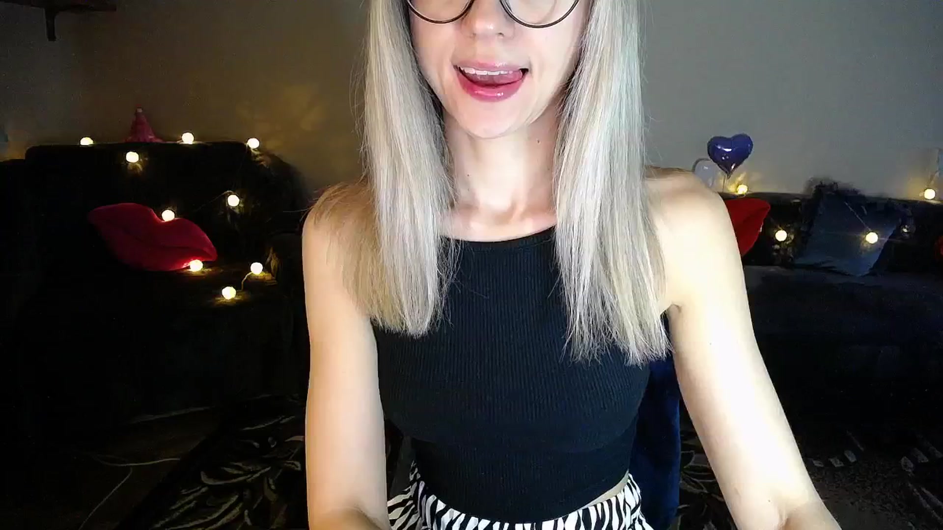 Gallery image thumbnail from Sunshine_alis's myfreecams stream on, 06/18/2025, 18:35 image 4 of 20