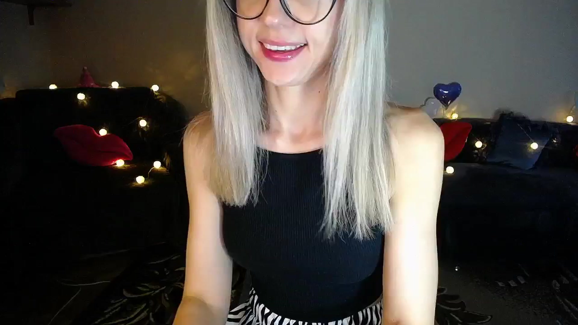 Gallery image thumbnail from Sunshine_alis's myfreecams stream on, 06/18/2025, 18:35 image 5 of 20