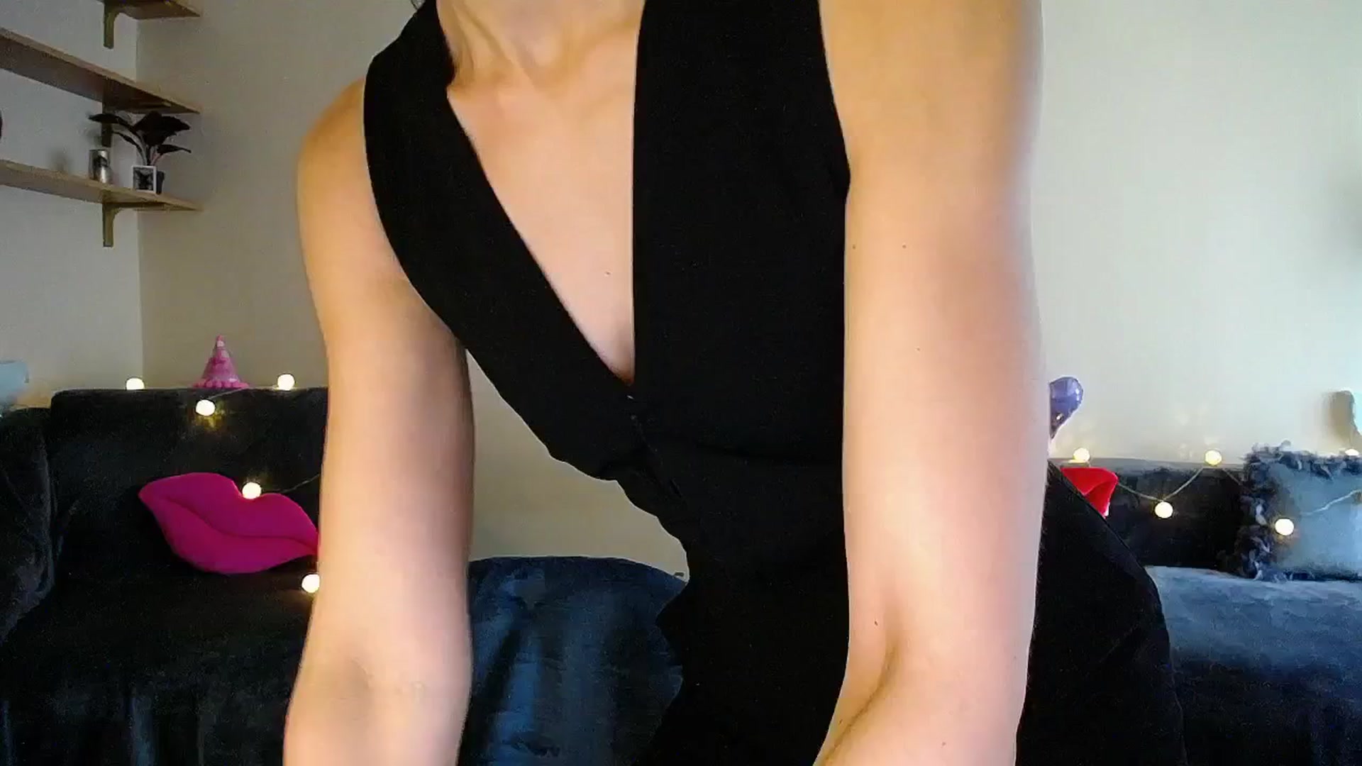 Gallery image thumbnail from Sunshine_alis's myfreecams stream on, 06/21/2025, 16:46 image 17 of 20