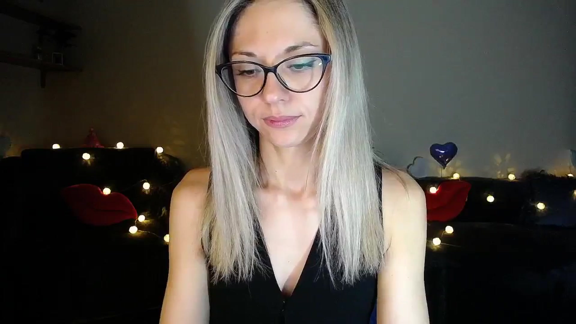 Gallery image thumbnail from Sunshine_alis's myfreecams stream on, 06/21/2025, 19:18 image 11 of 20