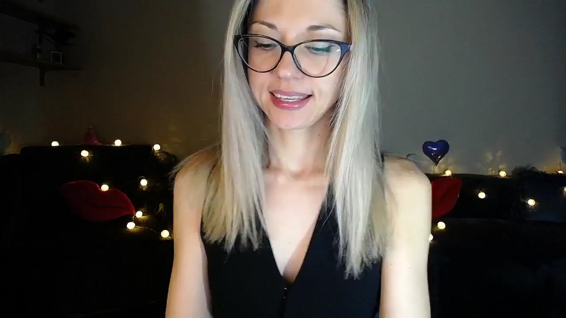 Gallery image thumbnail from Sunshine_alis's myfreecams stream on, 06/21/2025, 19:18 image 1 of 20