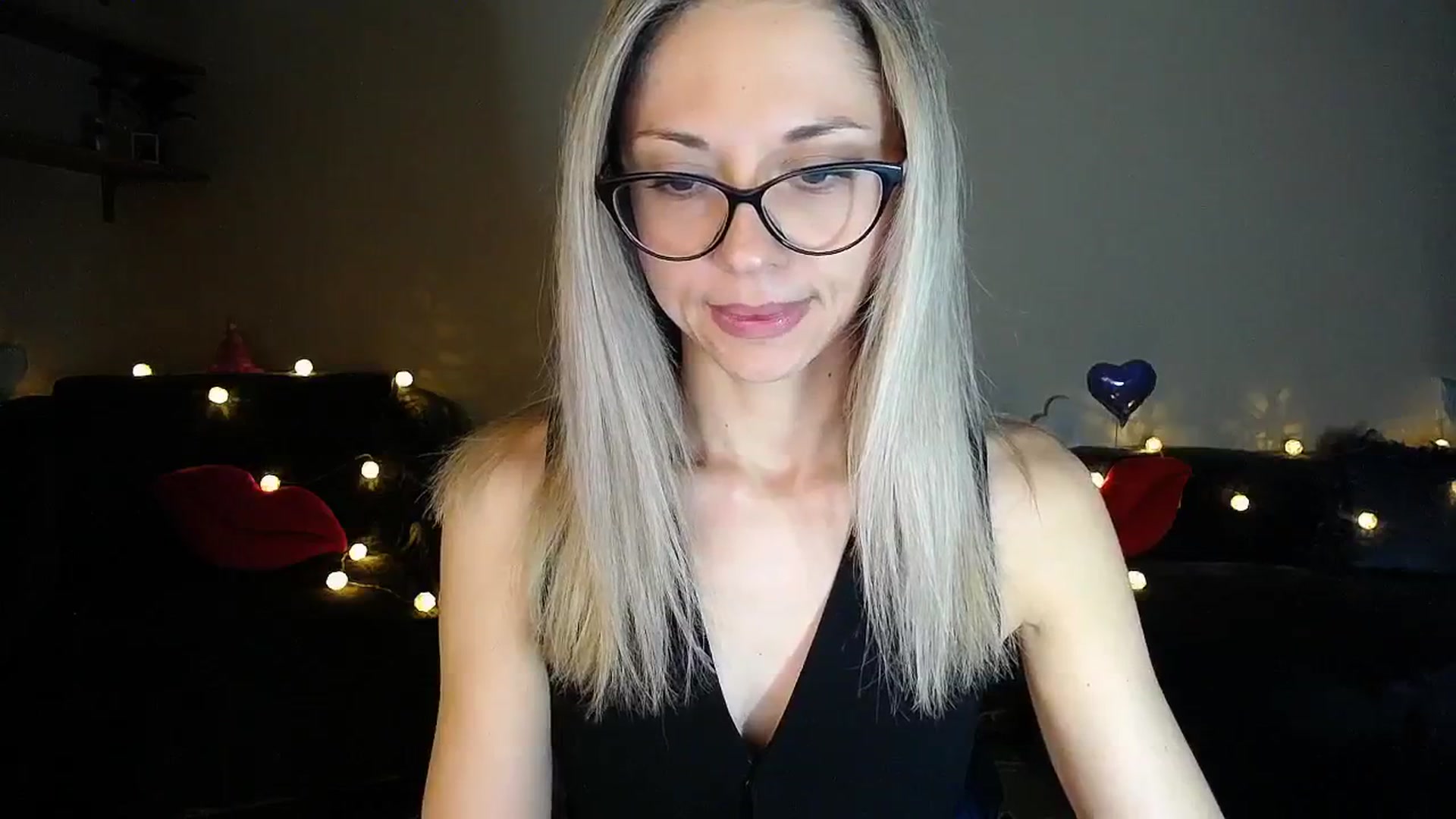 Gallery image thumbnail from Sunshine_alis's myfreecams stream on, 06/21/2025, 19:18 image 7 of 20