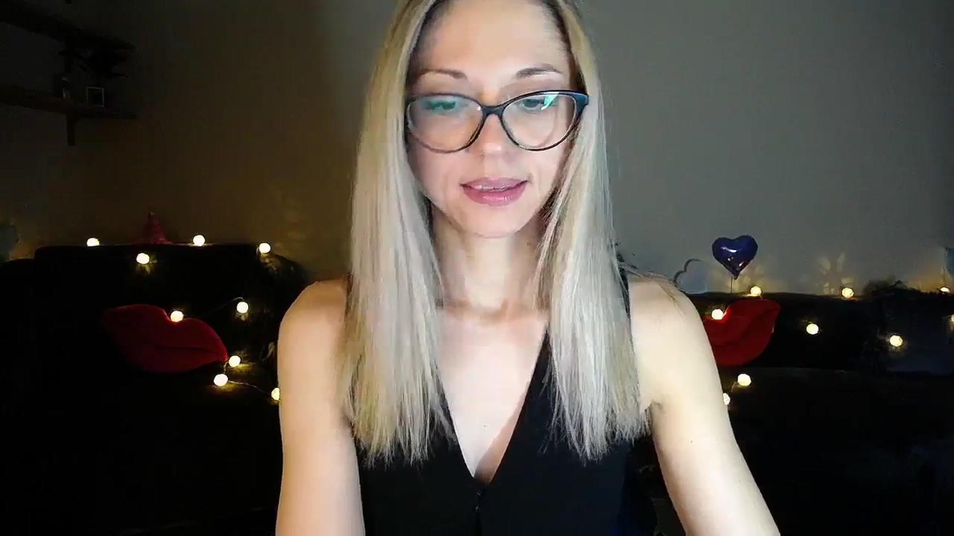 Gallery image thumbnail from Sunshine_alis's myfreecams stream on, 06/21/2025, 19:18 image 15 of 20