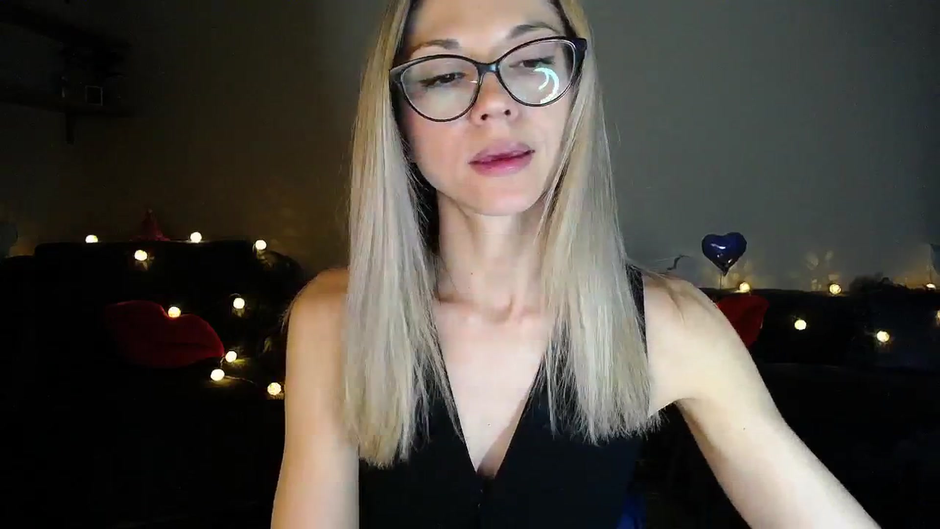 Gallery image thumbnail from Sunshine_alis's myfreecams stream on, 06/21/2025, 19:18 image 9 of 20