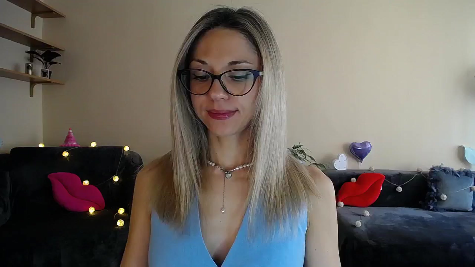 Gallery image thumbnail from Sunshine_alis's myfreecams stream on, 06/23/2025, 16:08 image 4 of 20