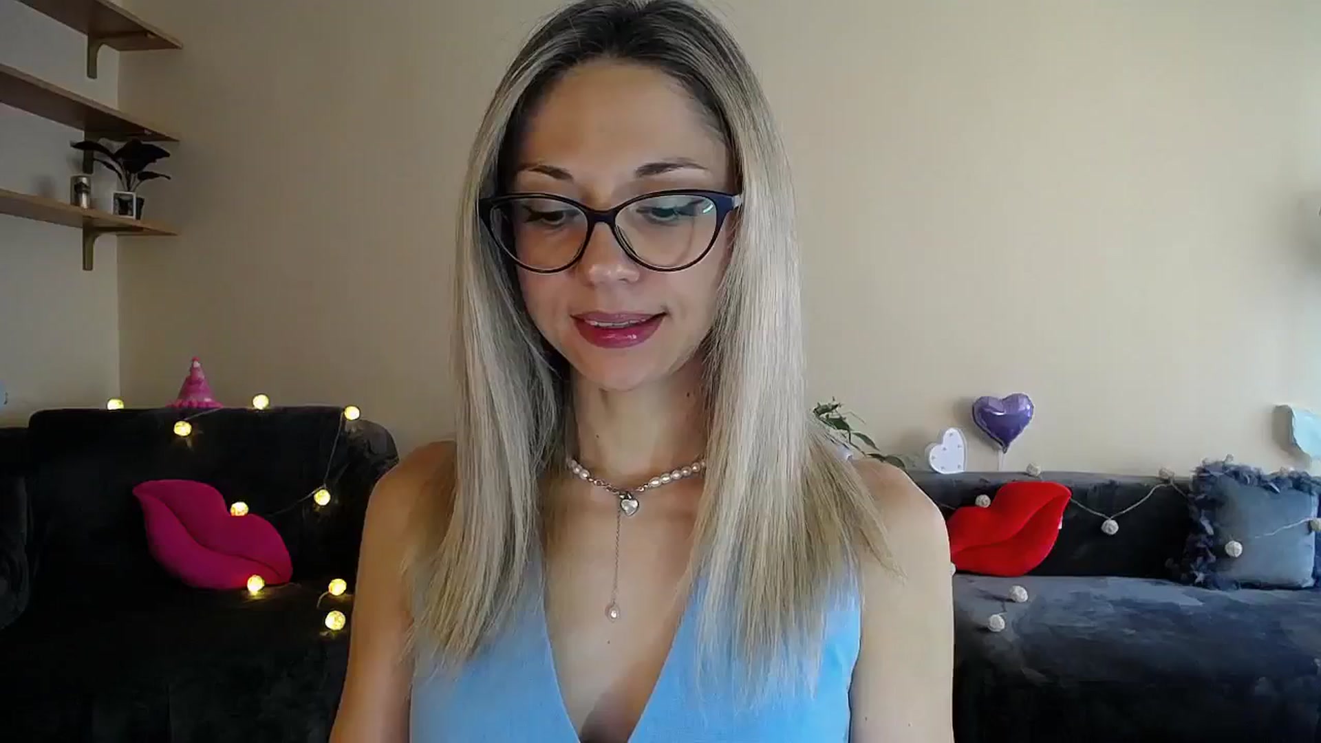 Gallery image thumbnail from Sunshine_alis's myfreecams stream on, 06/23/2025, 16:08 image 1 of 20