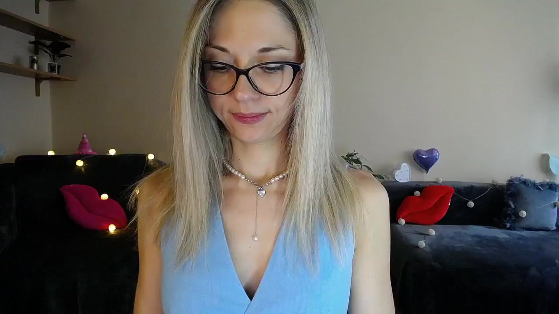 Gallery image thumbnail from Sunshine_alis's myfreecams stream on, 06/23/2025, 16:08 image 18 of 20