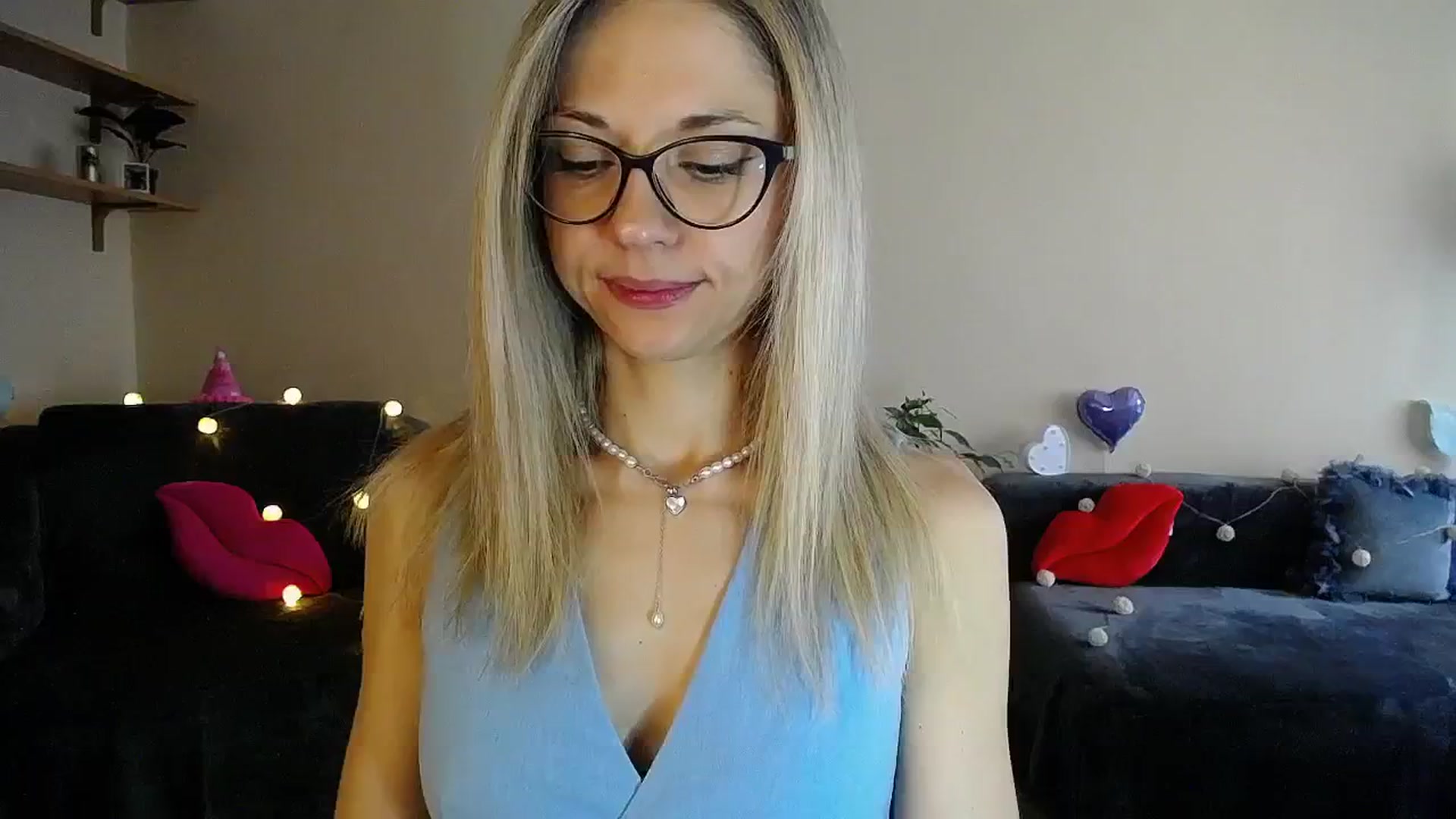 Gallery image thumbnail from Sunshine_alis's myfreecams stream on, 06/23/2025, 16:08 image 19 of 20